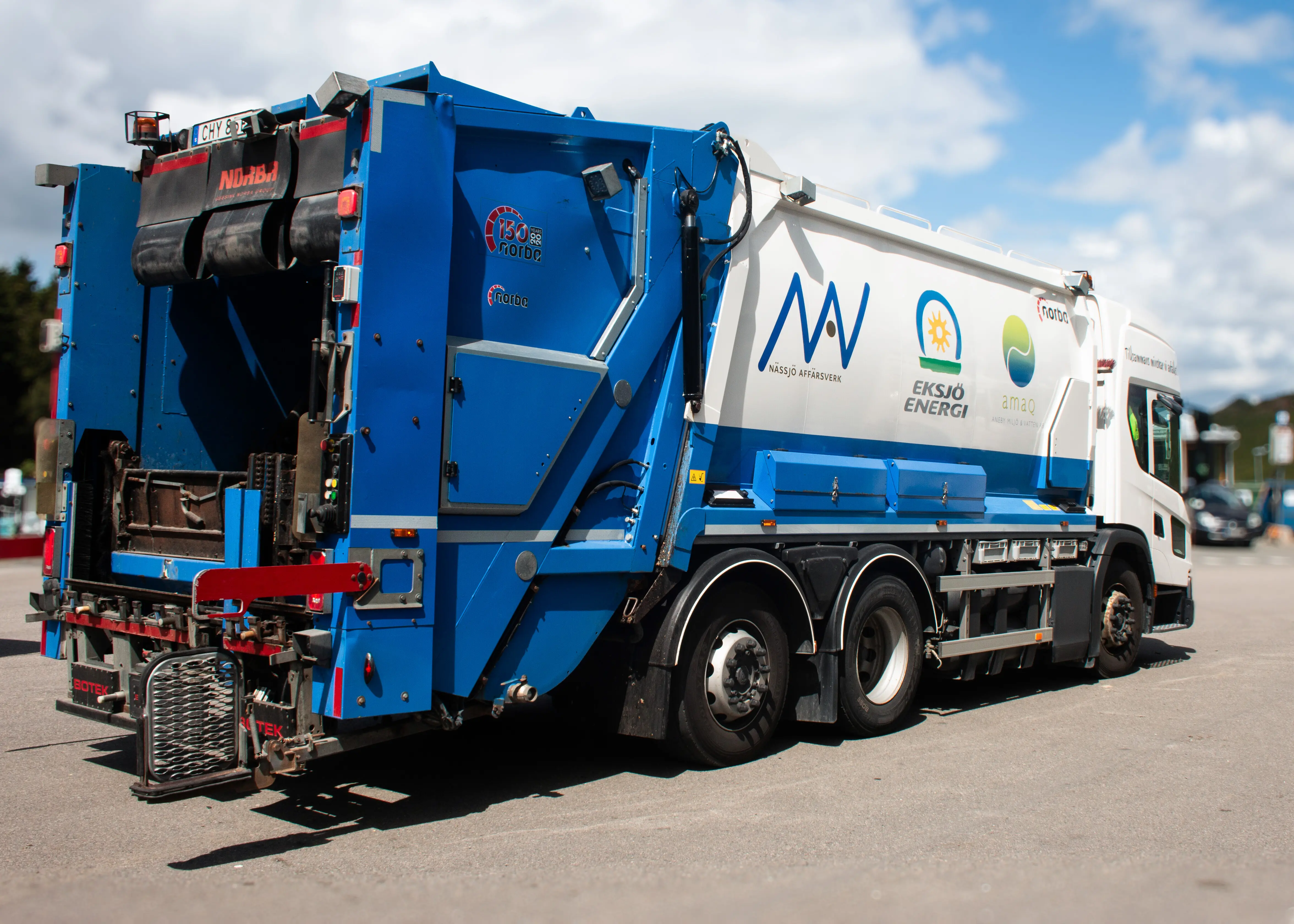 Dekorationsbild för Tjällossning kan påverka sophämtning och slamtömning